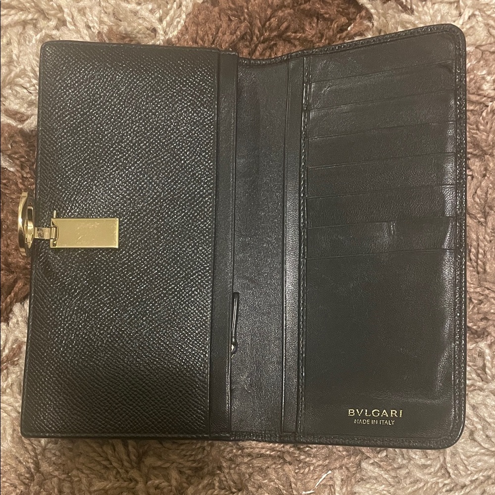 Bulgari Black Wallet with Gold Ring Detail - Picture 4 of 14